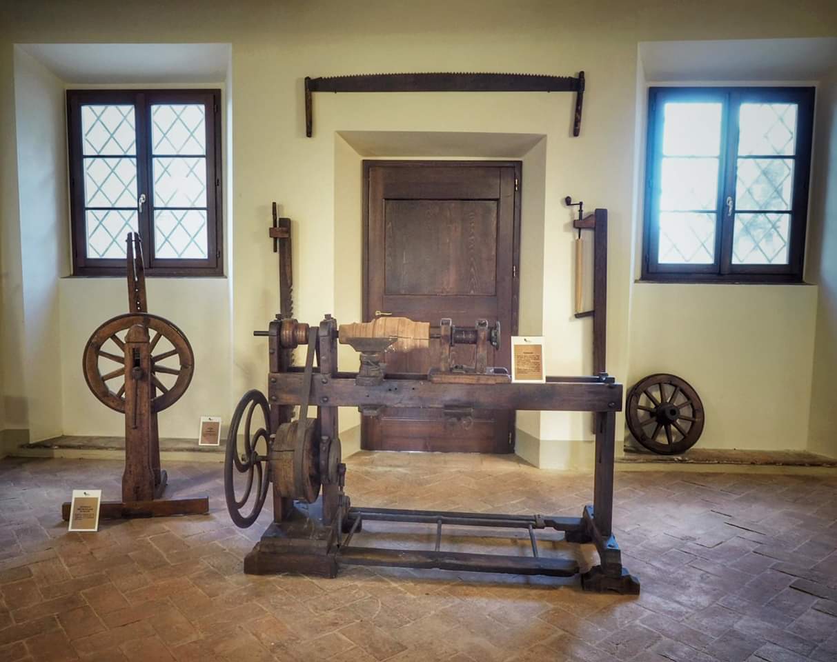 Museo del vino e della società rurale - Vecchi strumenti del contadino